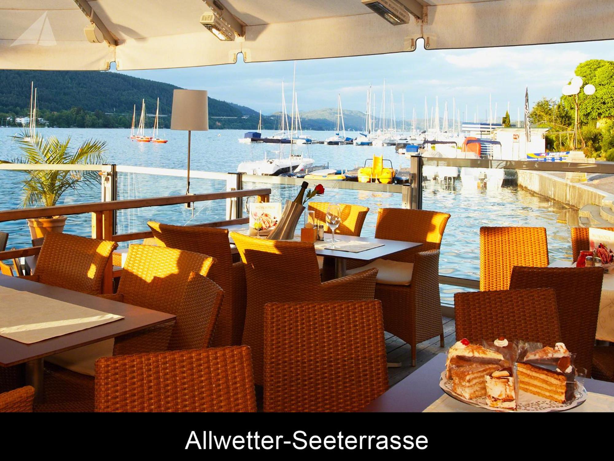 Hotel-Restaurant "Veldener Traumschiff" Direkt Am See In 2Min Im Zentrum Velden am Woerthersee Exterior photo