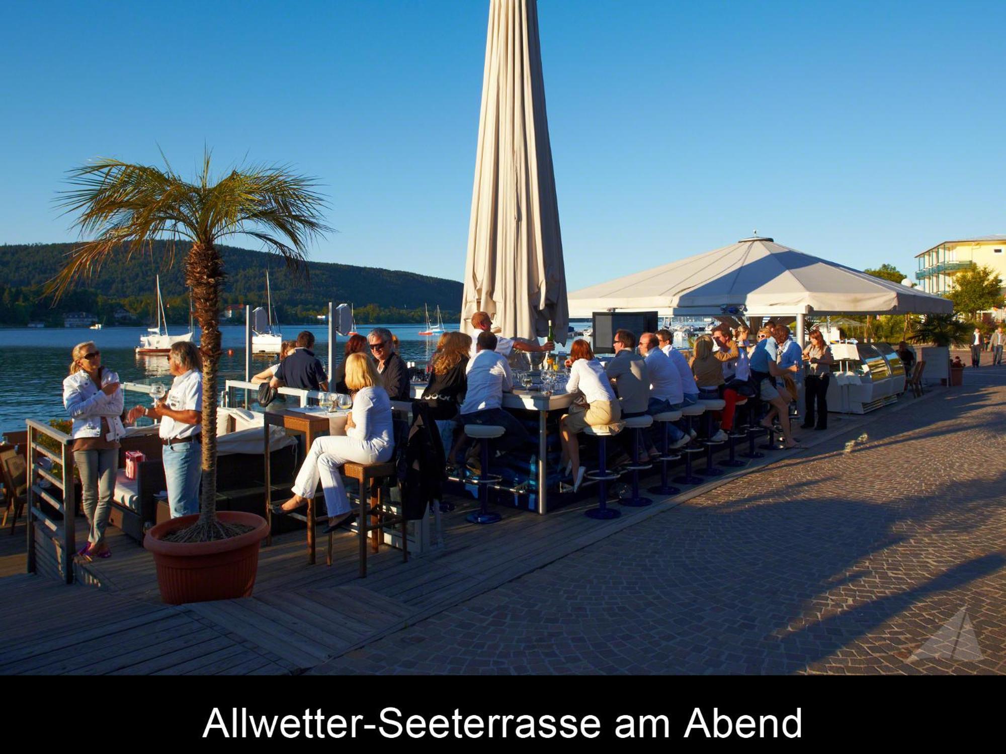 Hotel-Restaurant "Veldener Traumschiff" Direkt Am See In 2Min Im Zentrum Velden am Woerthersee Exterior photo