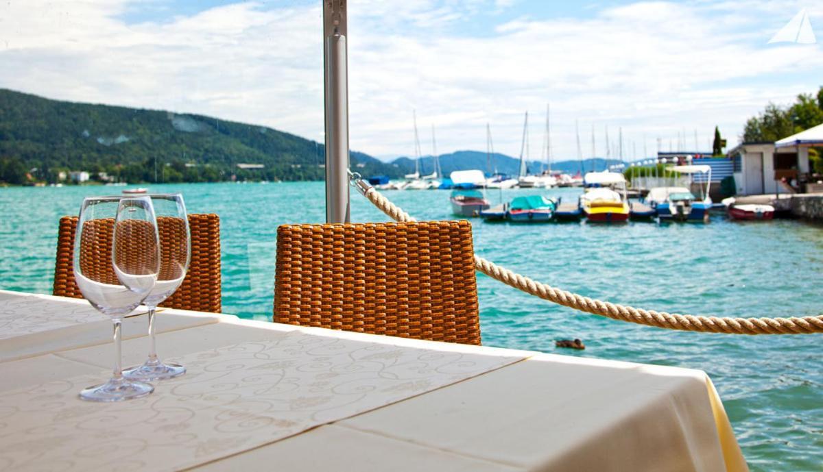 Hotel-Restaurant "Veldener Traumschiff" Direkt Am See In 2Min Im Zentrum Velden am Woerthersee Exterior photo